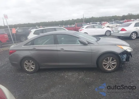 2013 Hyundai Sonata Gls z USA, uszkodzony, nr VIN 5NPEB4AC7DH761004